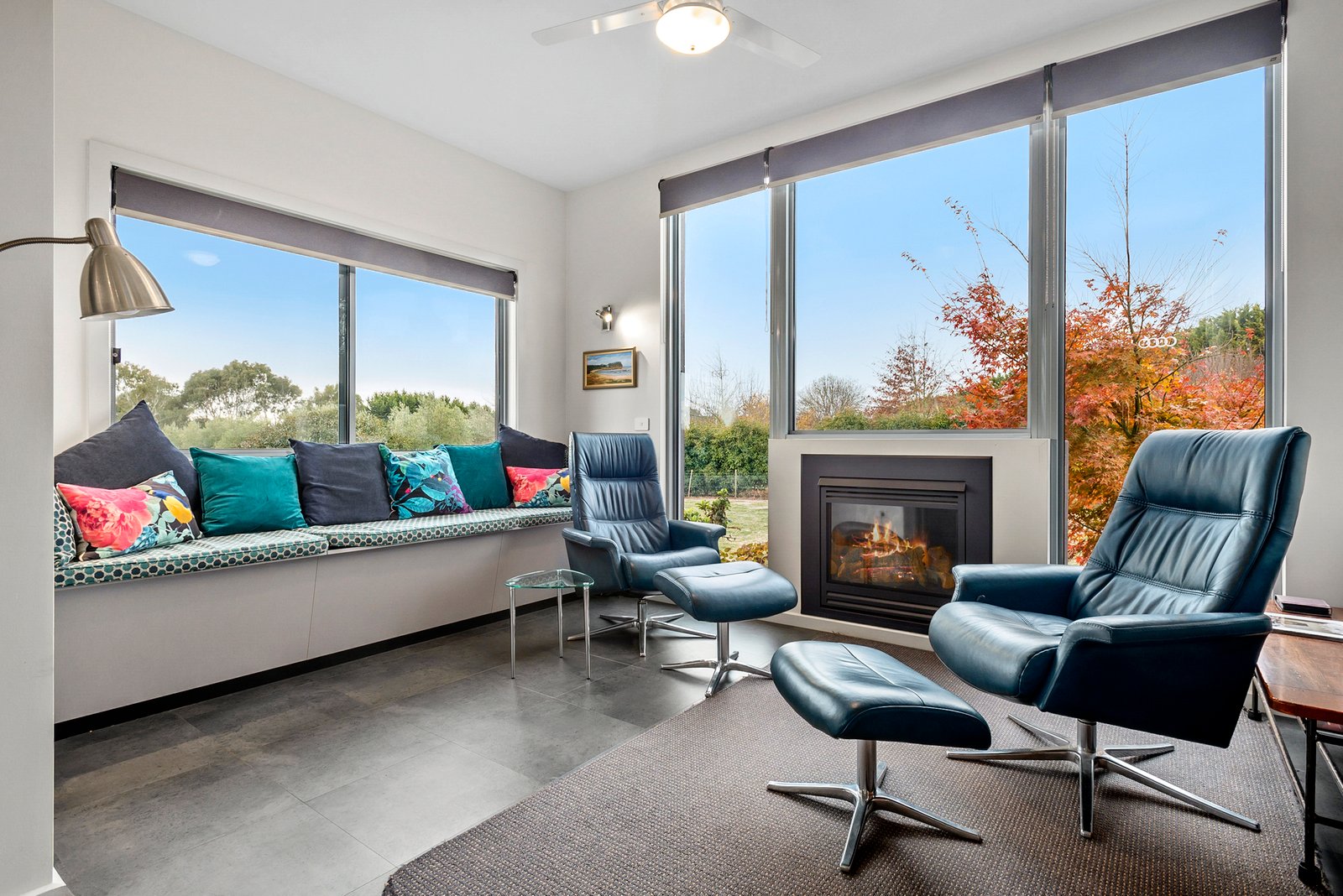 Real Estate and Property in 6A Gordon Court, Woodend, VIC