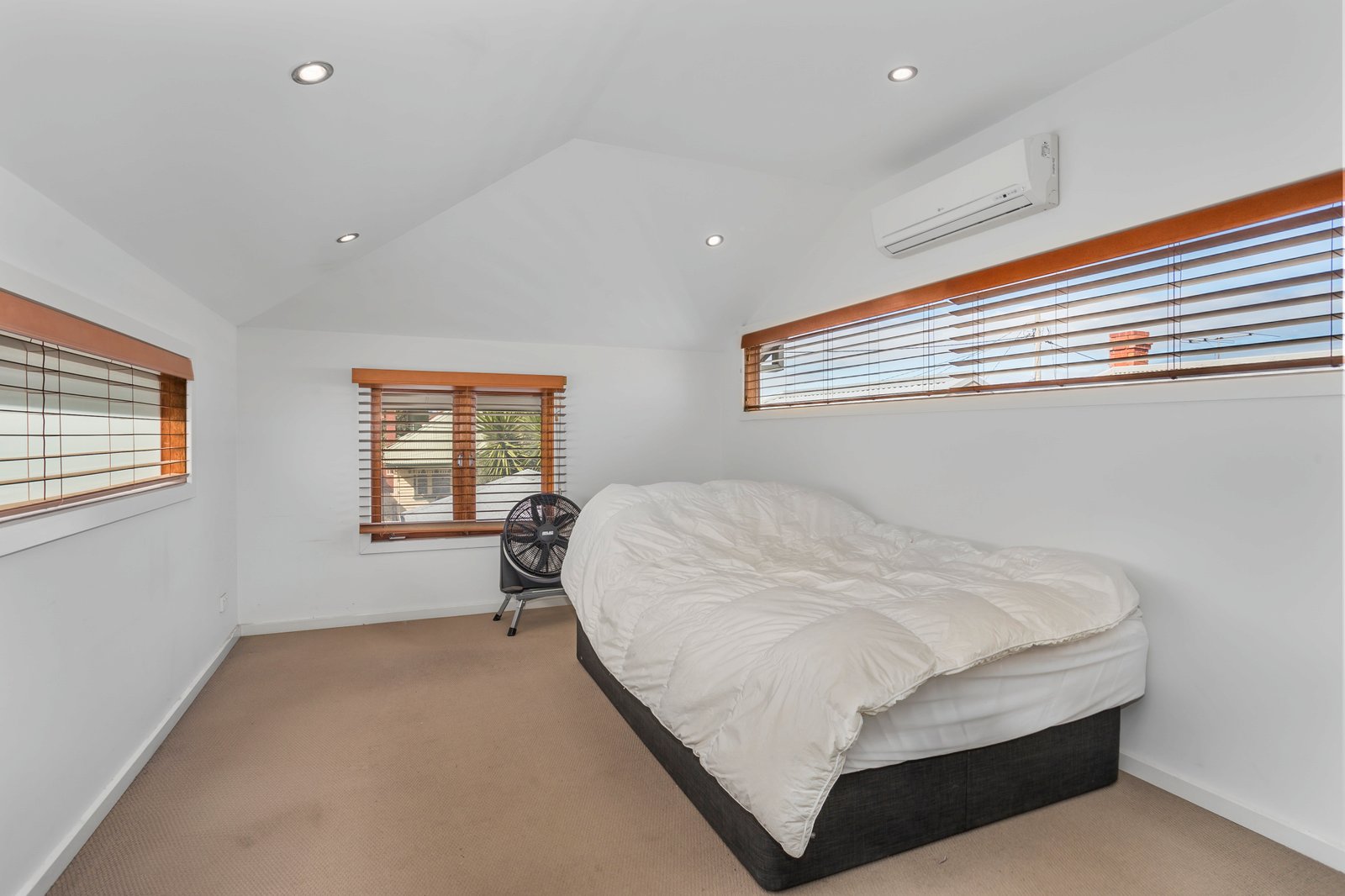 Gallery: 6A Harriet Street