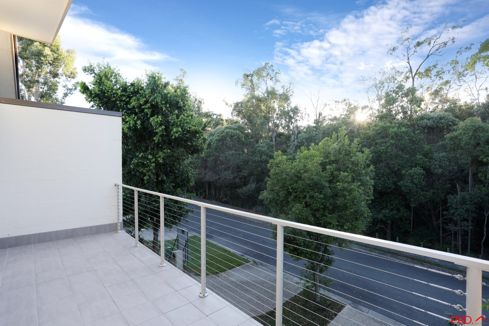 6A Michaels  COOMERA 3