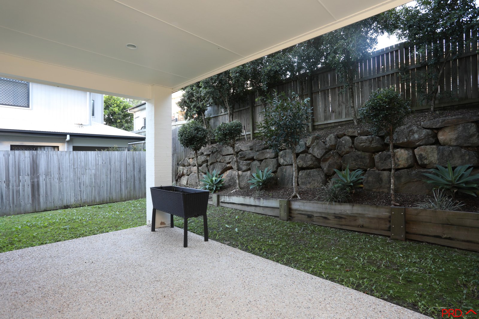 6A Michaels  COOMERA 8