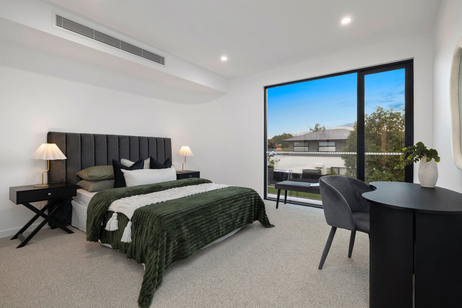 Gallery: 6a Rose Street