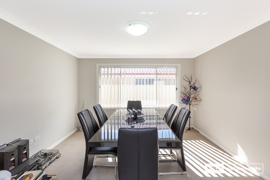6a Rosehill Place TAMWORTH 4