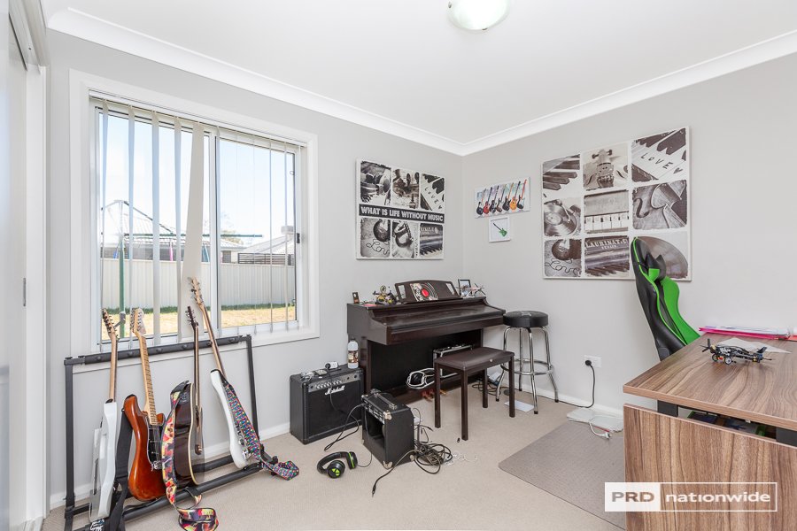 6a Rosehill Place TAMWORTH 15