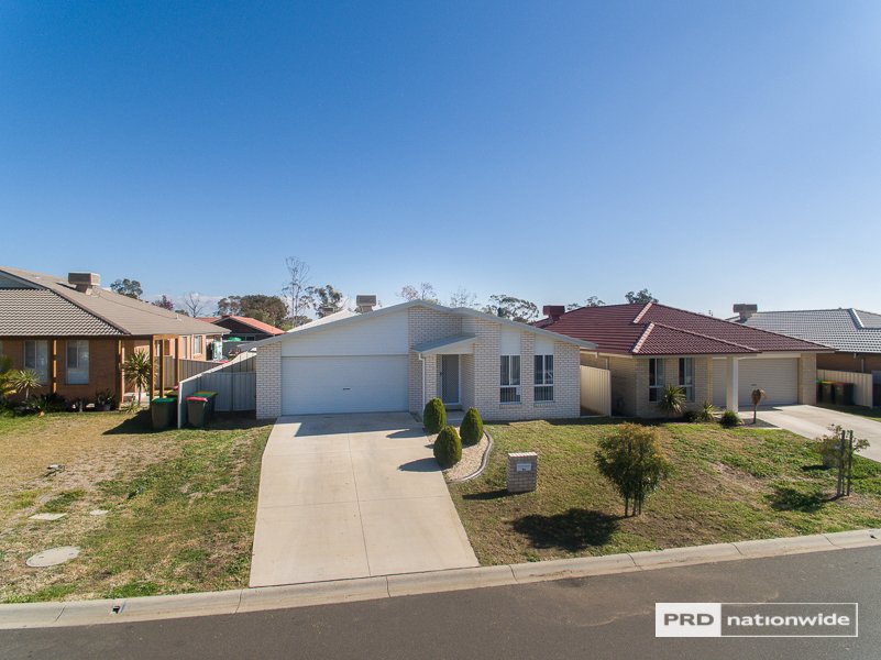 6a Rosehill Place TAMWORTH 23