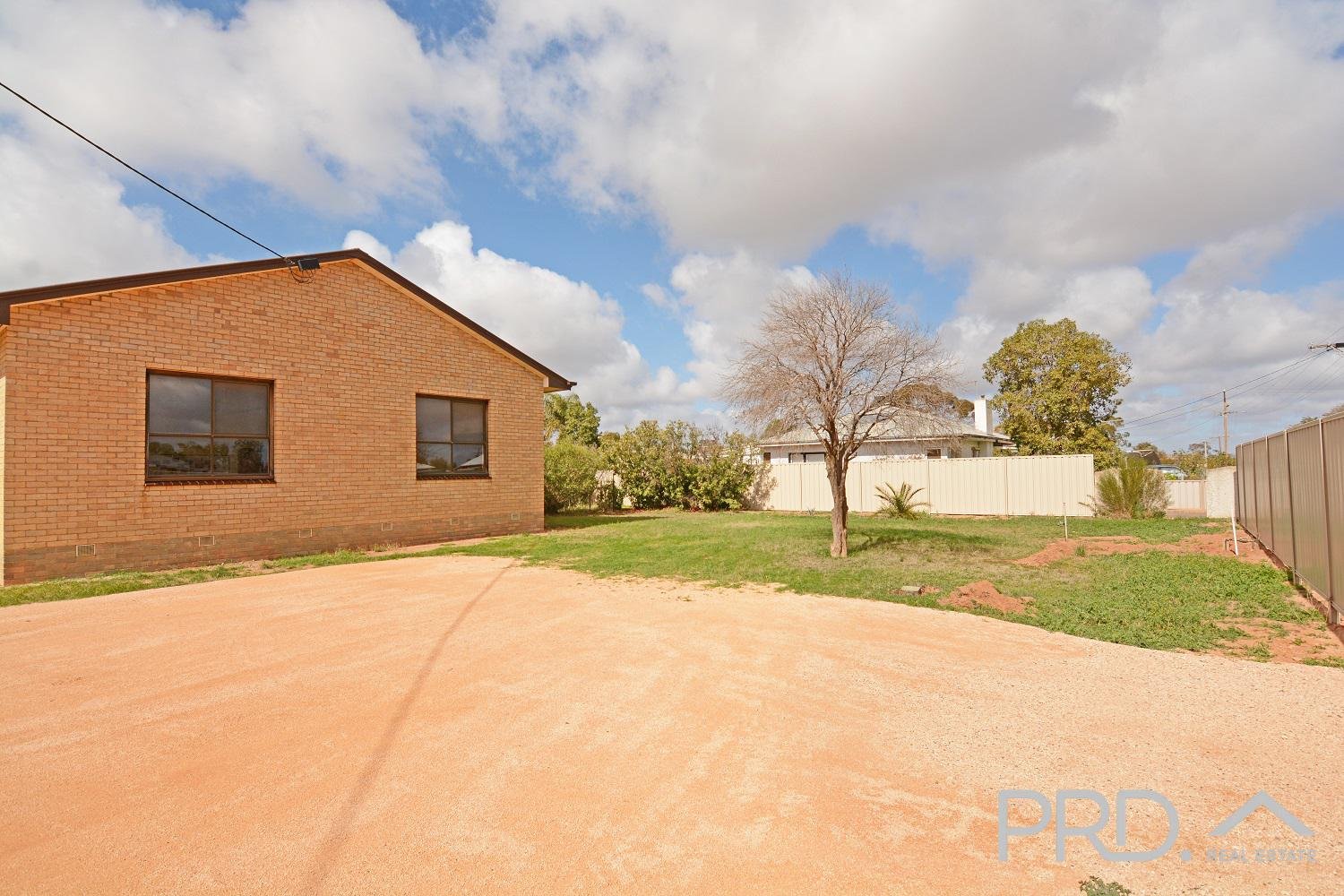 6a Smith Street MERBEIN 12