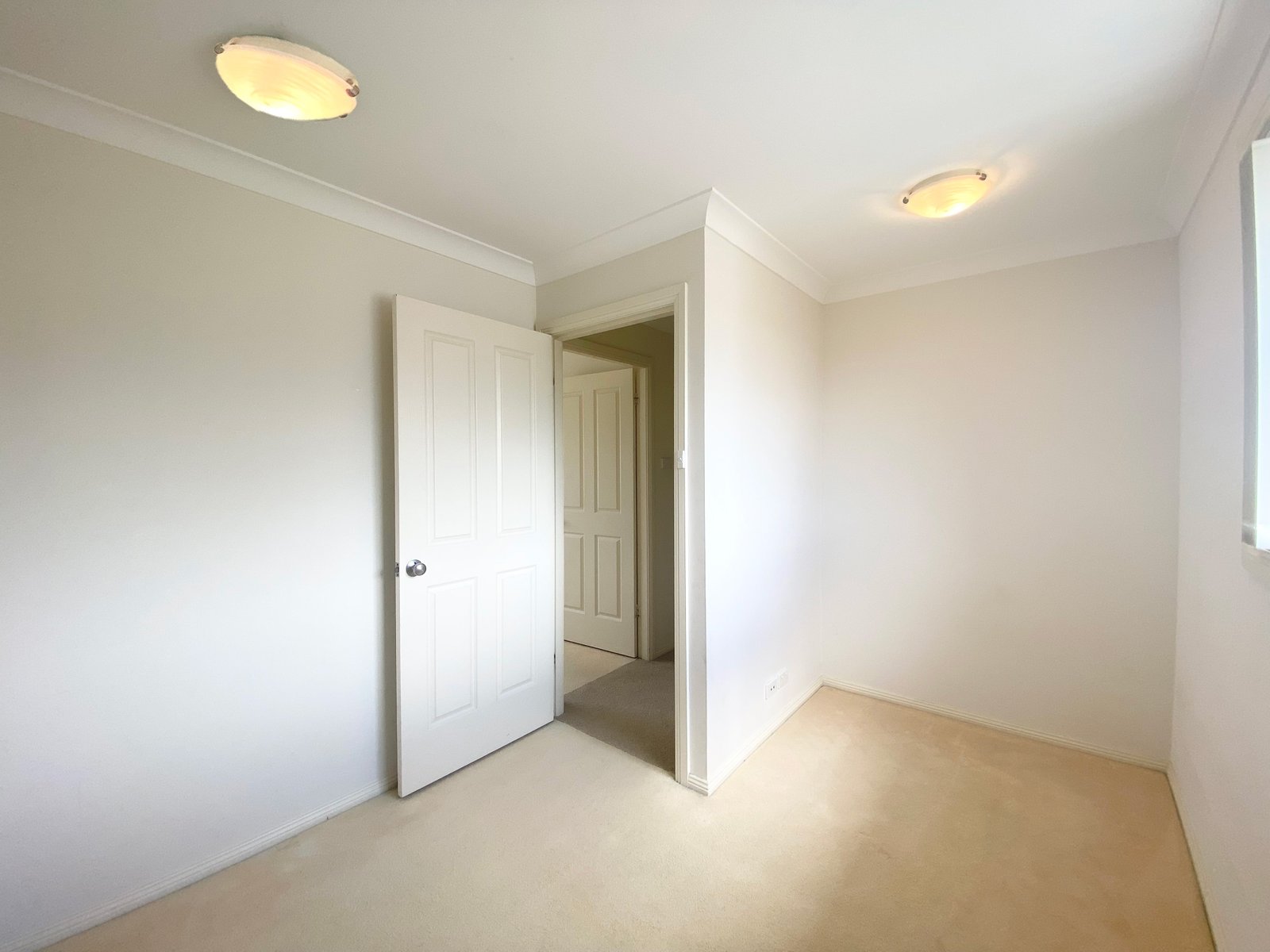 6A Whiting Place CORLETTE 9