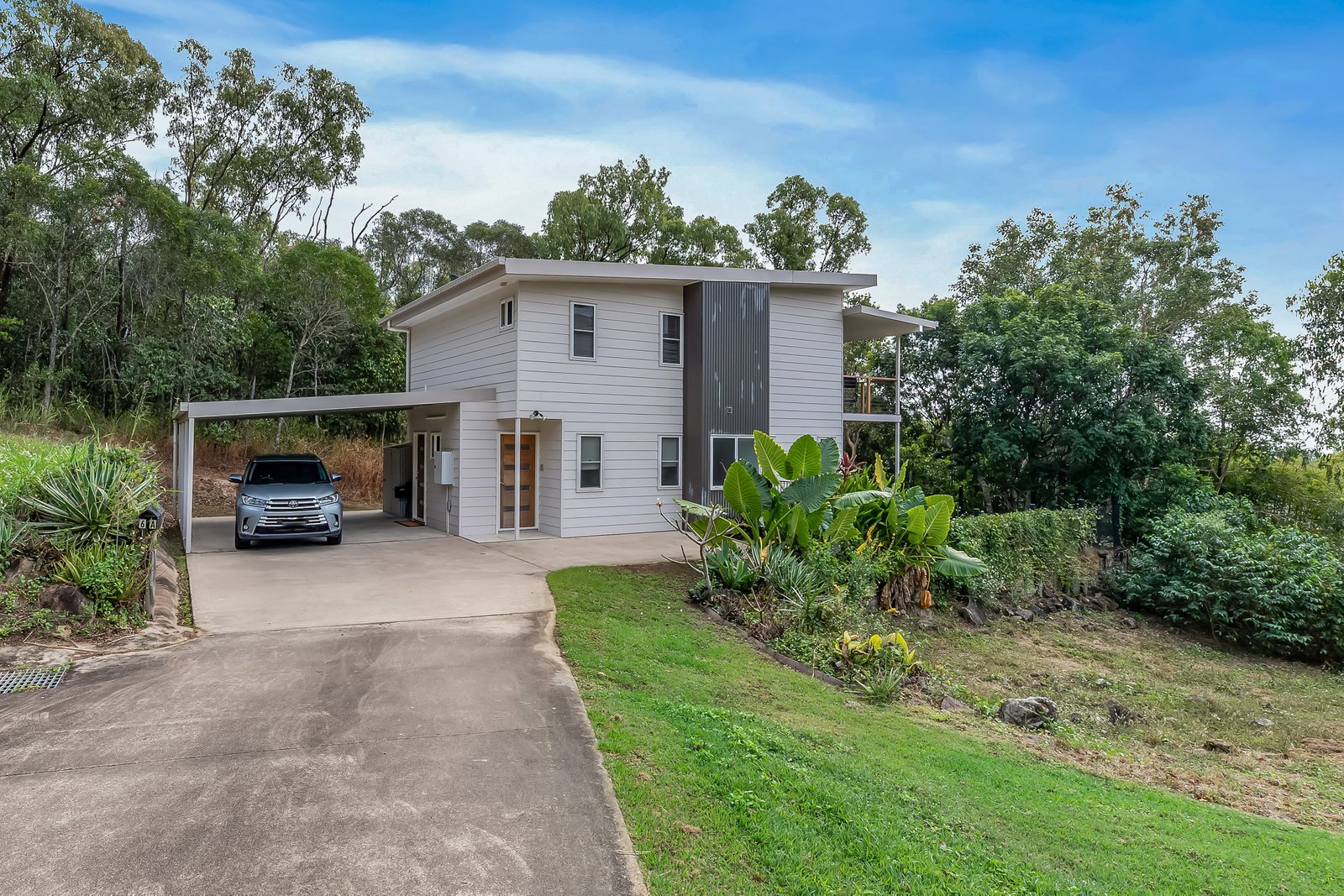 6A Yachtsman Parade CANNONVALE 12