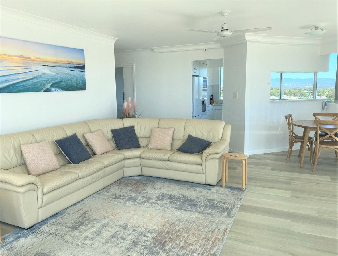 6A/238 The Esplanade Burleigh Heads 4