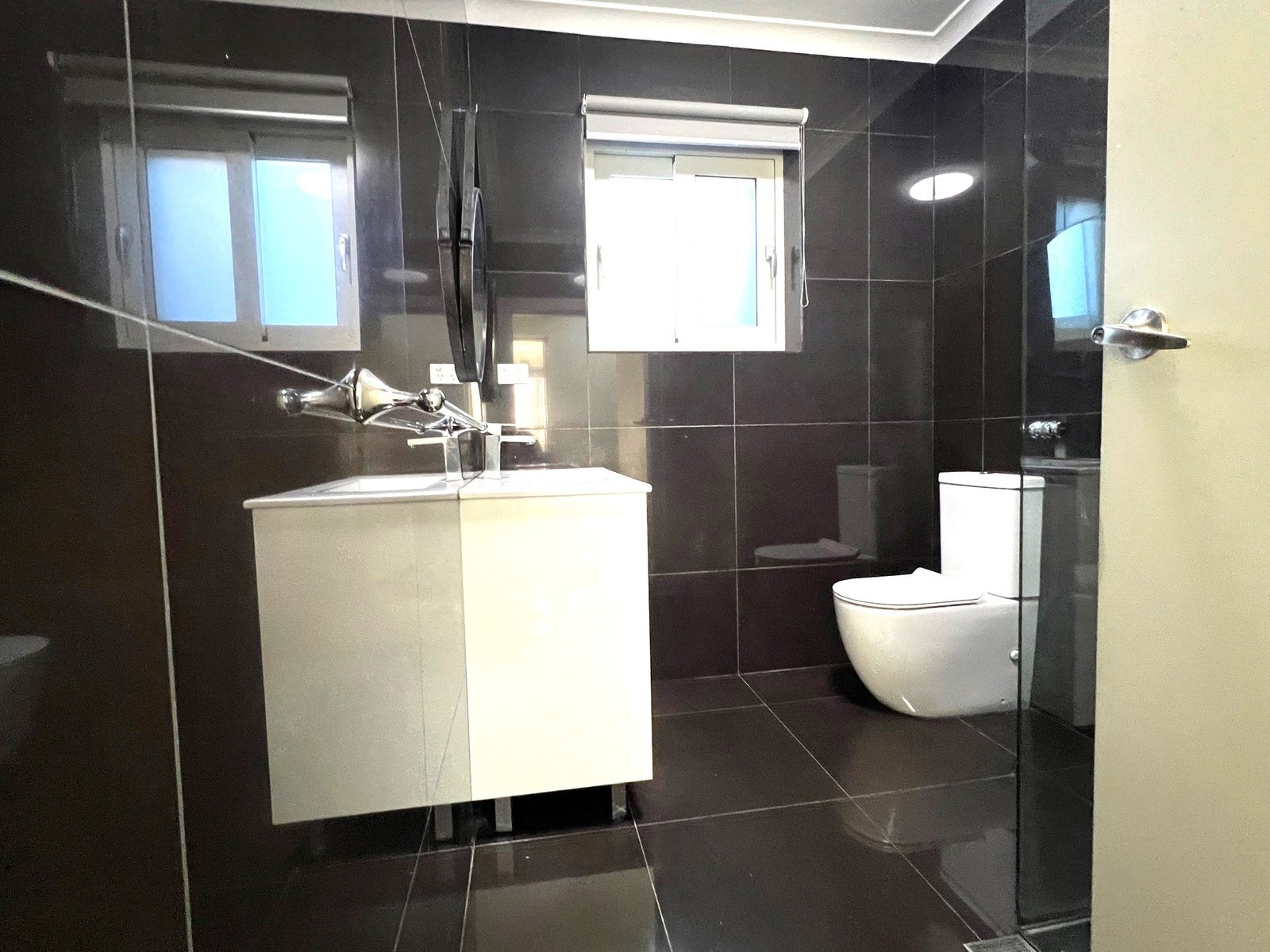 6B BURRADOO ROAD,  BEVERLY HILLS 3