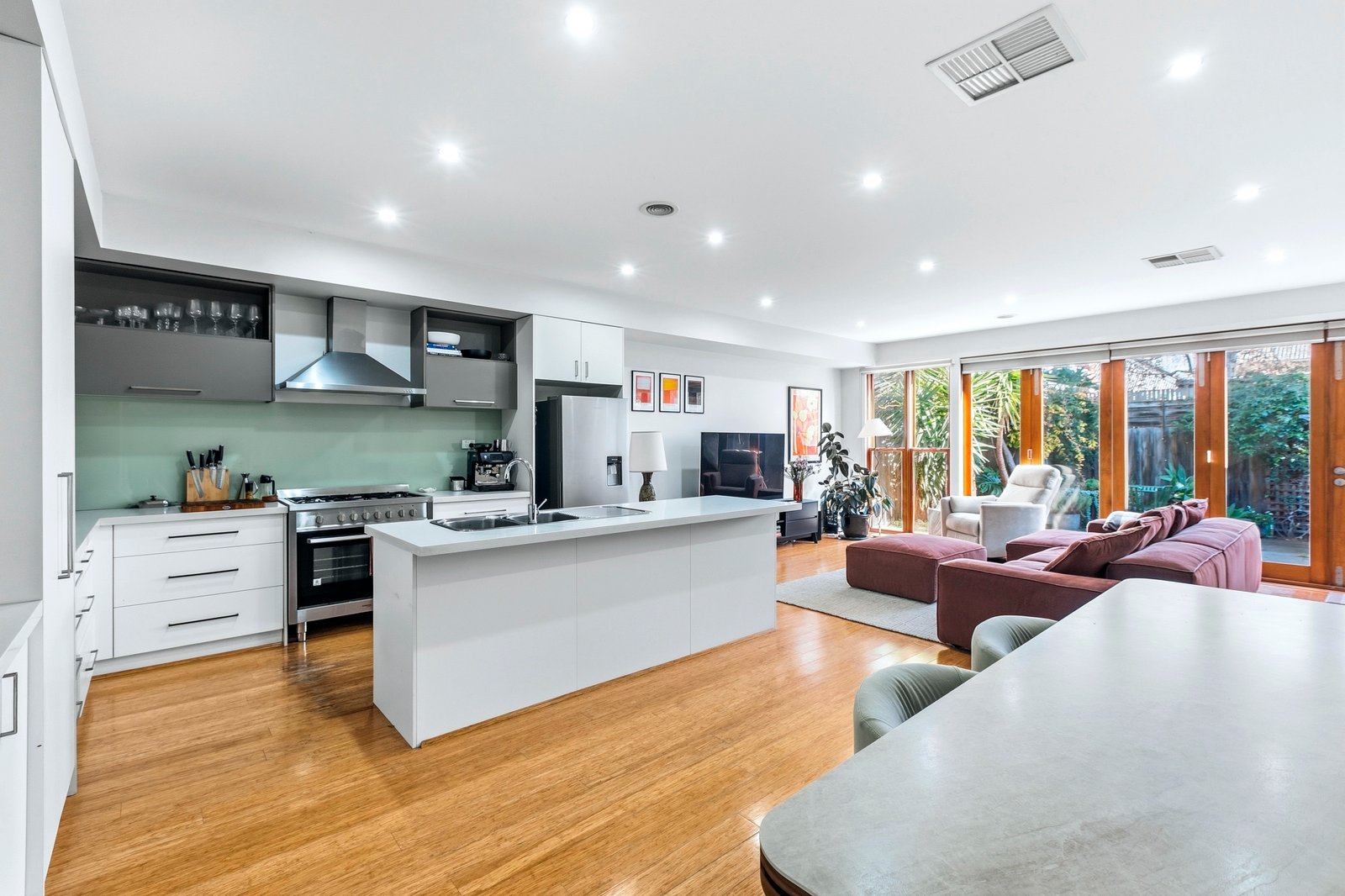Gallery: 6B Harriet Street