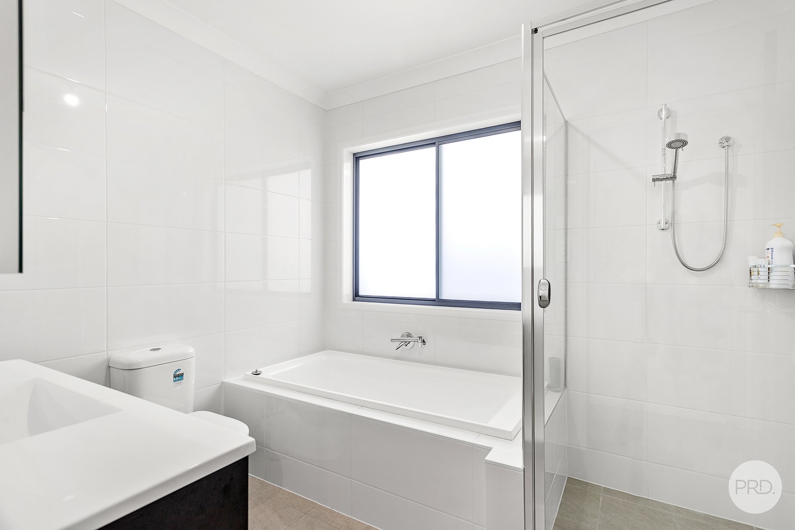 6B Hough Street NELSON BAY 11
