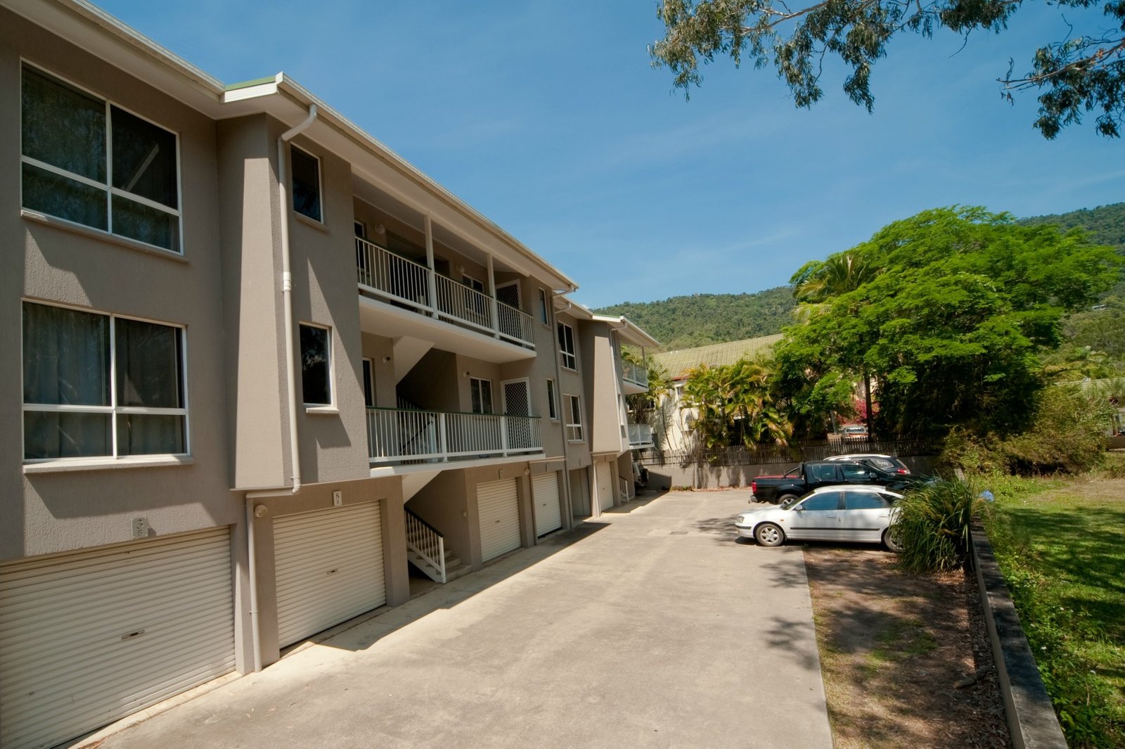 6B/10 Island Drive CANNONVALE 2