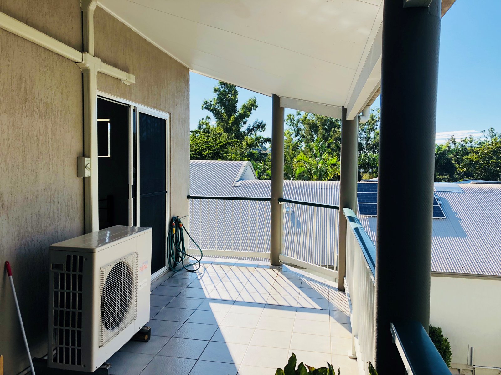 6B/10 Island Drive CANNONVALE 19