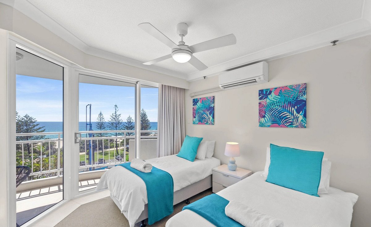 6B/3 Second Avenue BURLEIGH HEADS 6