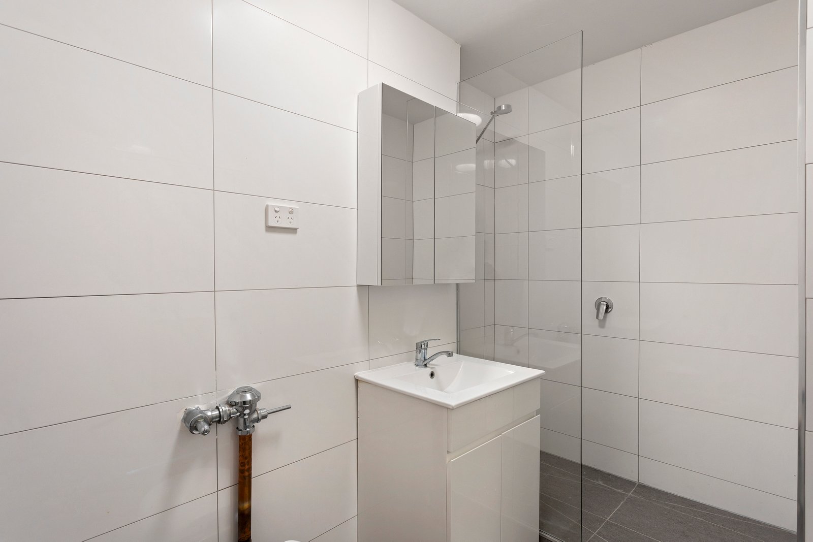 Real Estate and Property in 6c/21 The Esplanade, St Kilda, VIC