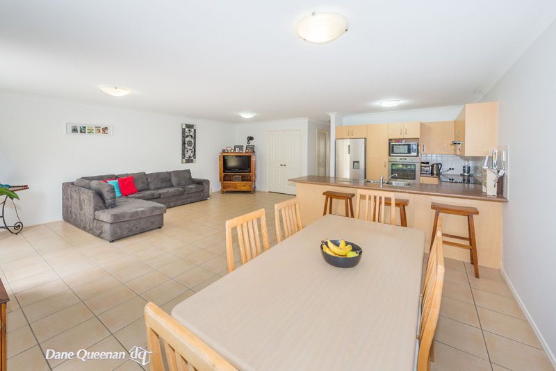 6D Ketch Close CORLETTE 4