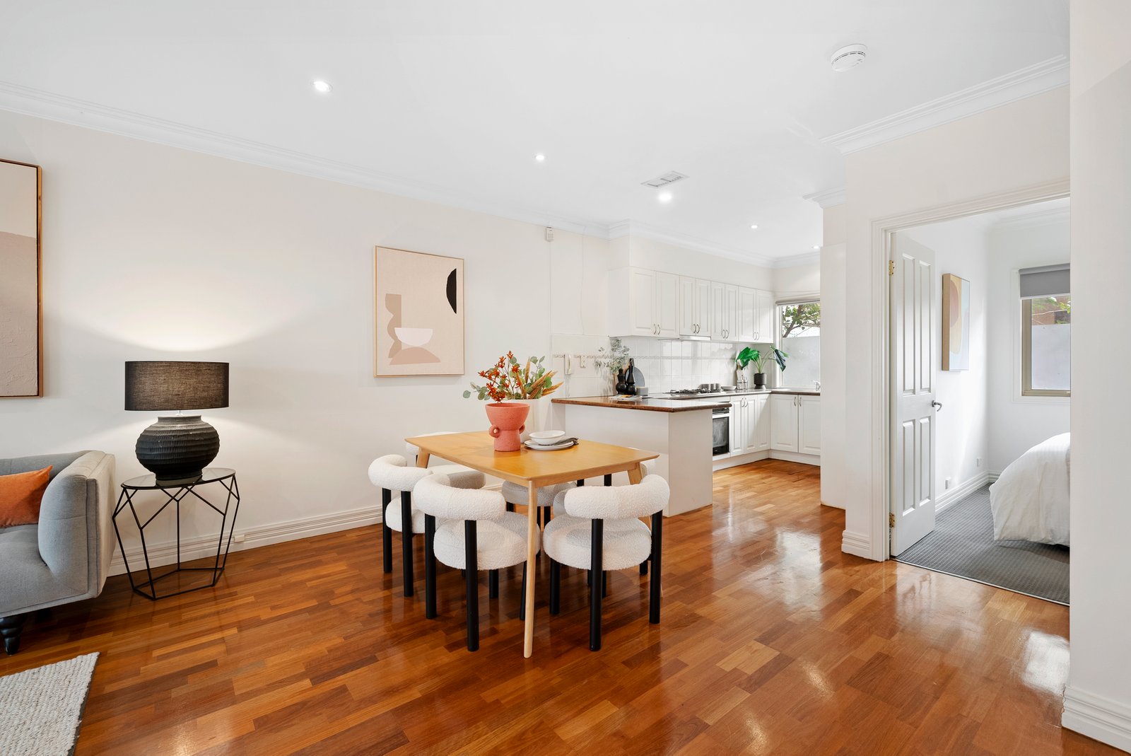Gallery: 6/K8 High Street