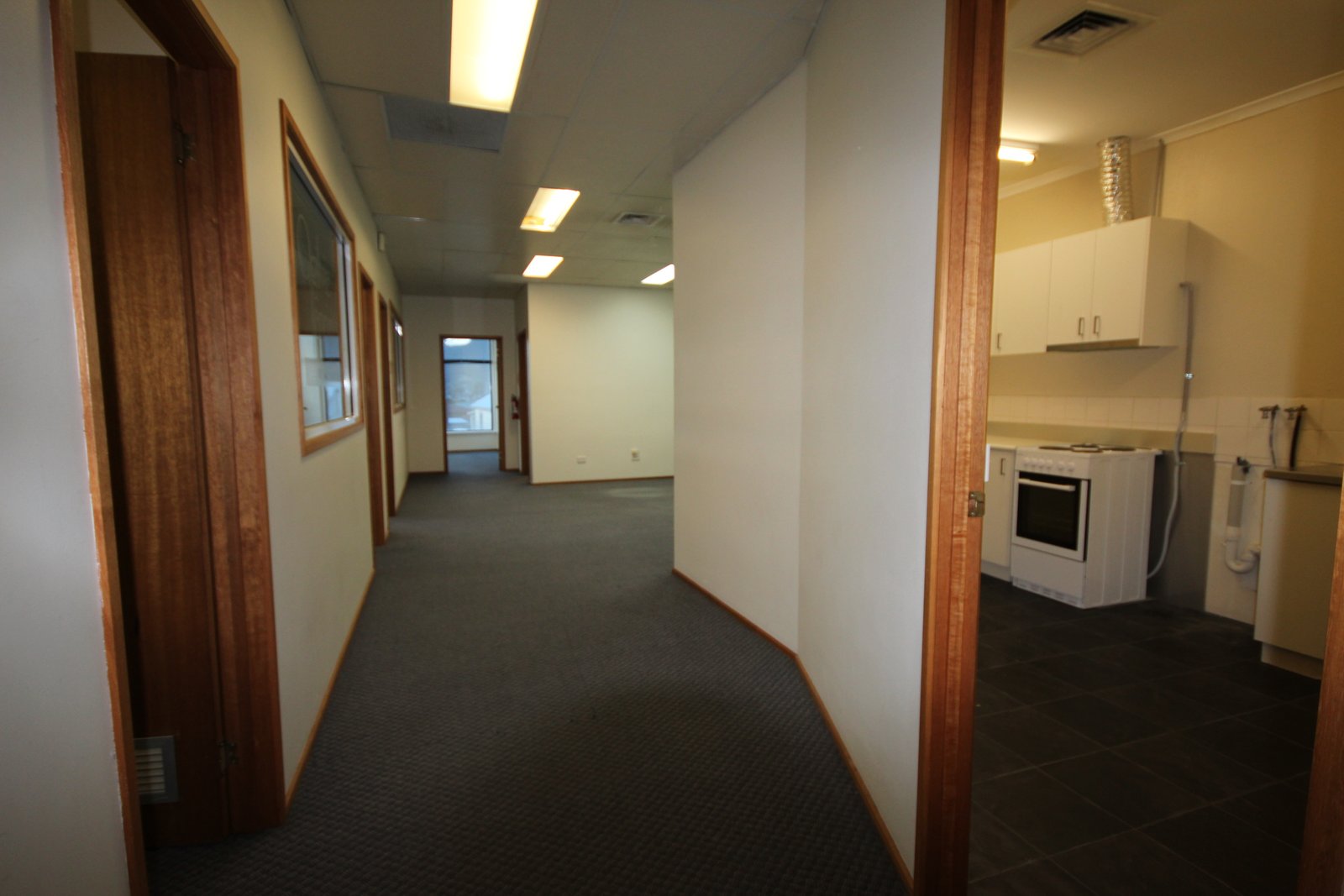 7/ 332 - 334 Main Road GLENORCHY 9