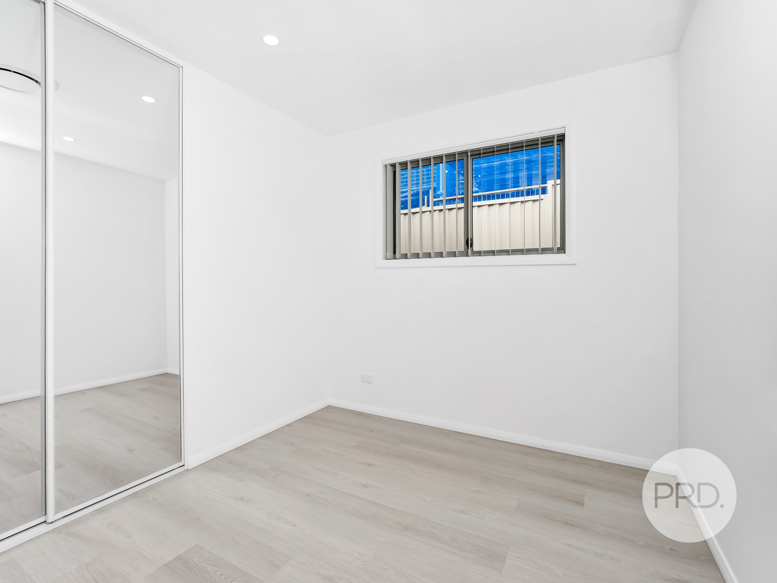 7 & 7A Skyline Street MENANGLE PARK 5