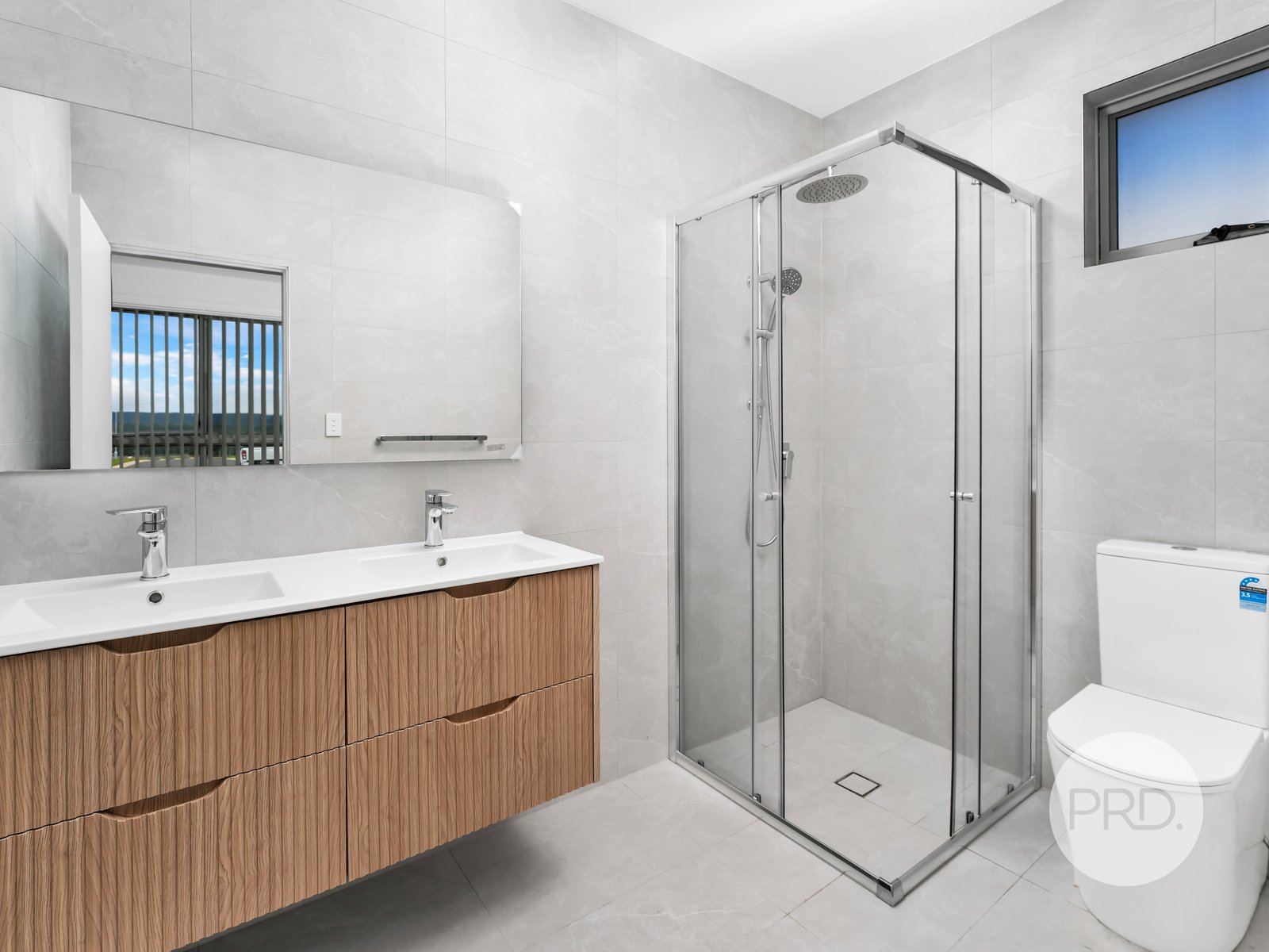 7 & 7A Skyline Street MENANGLE PARK 6