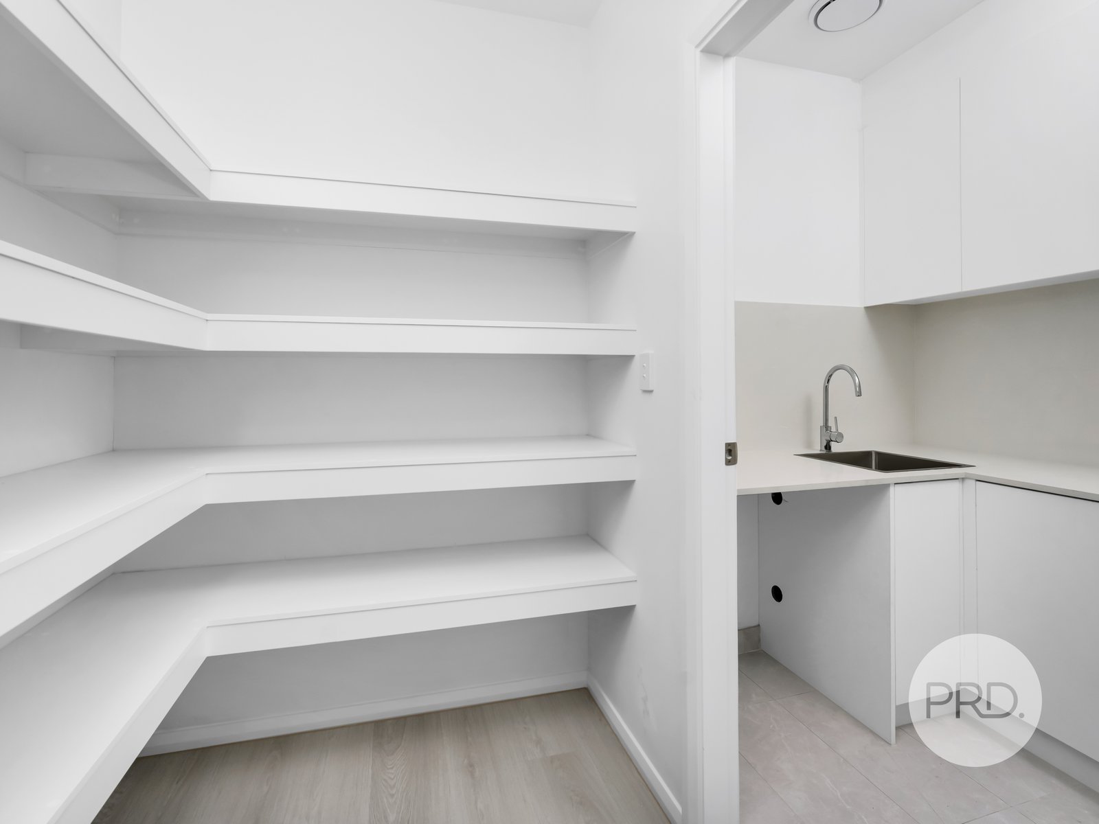 7 & 7A Skyline Street MENANGLE PARK 9