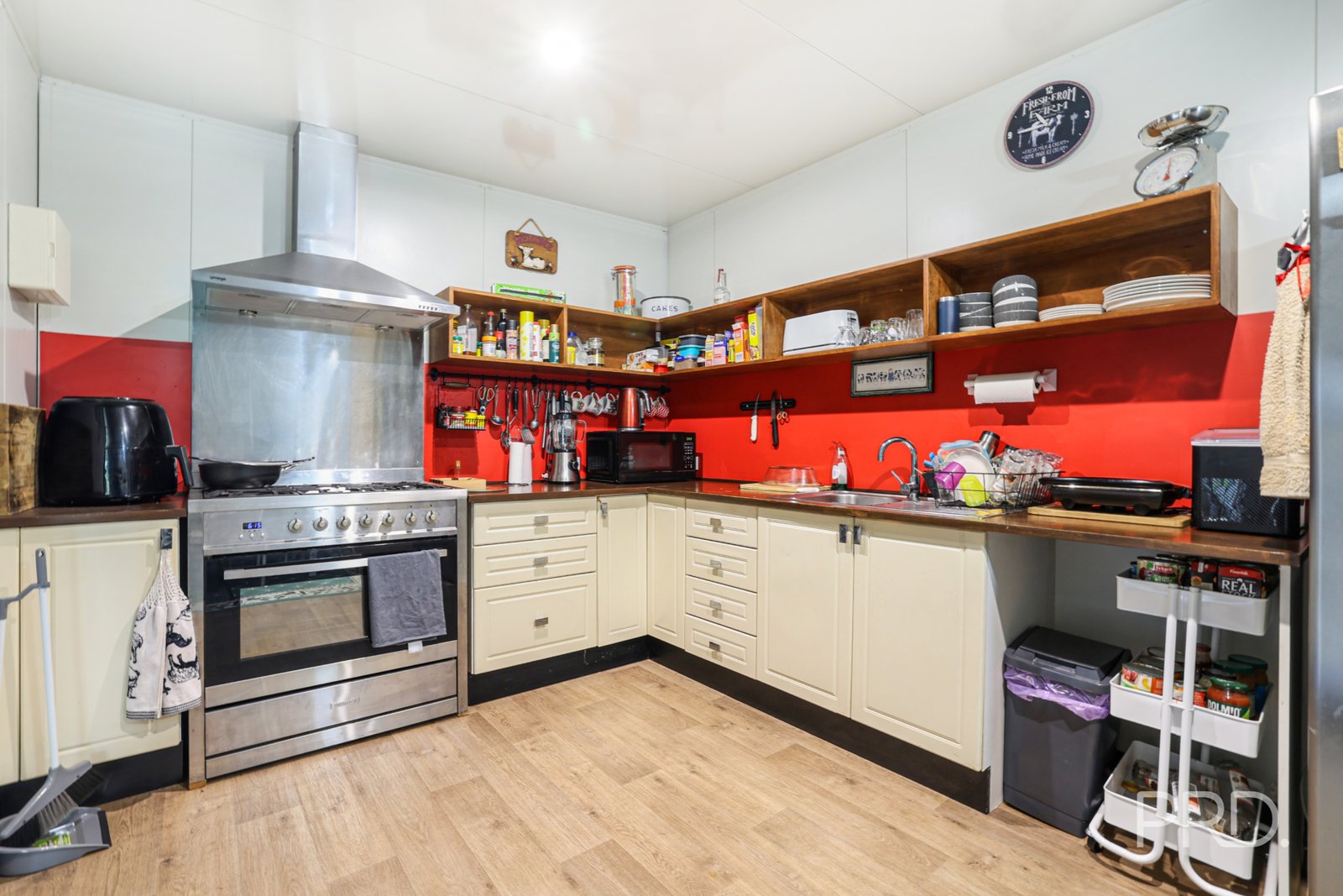 7-9 Irvine Street KOOTINGAL 9