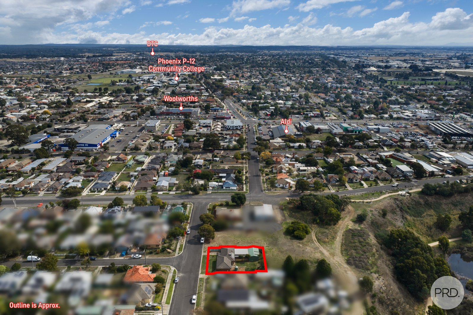 7-9 Picton Street SEBASTOPOL 16