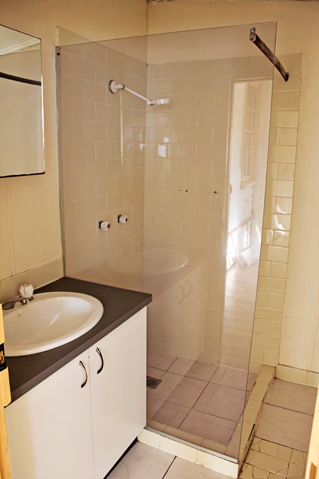 7-9 Selwyn  TUMBARUMBA 5