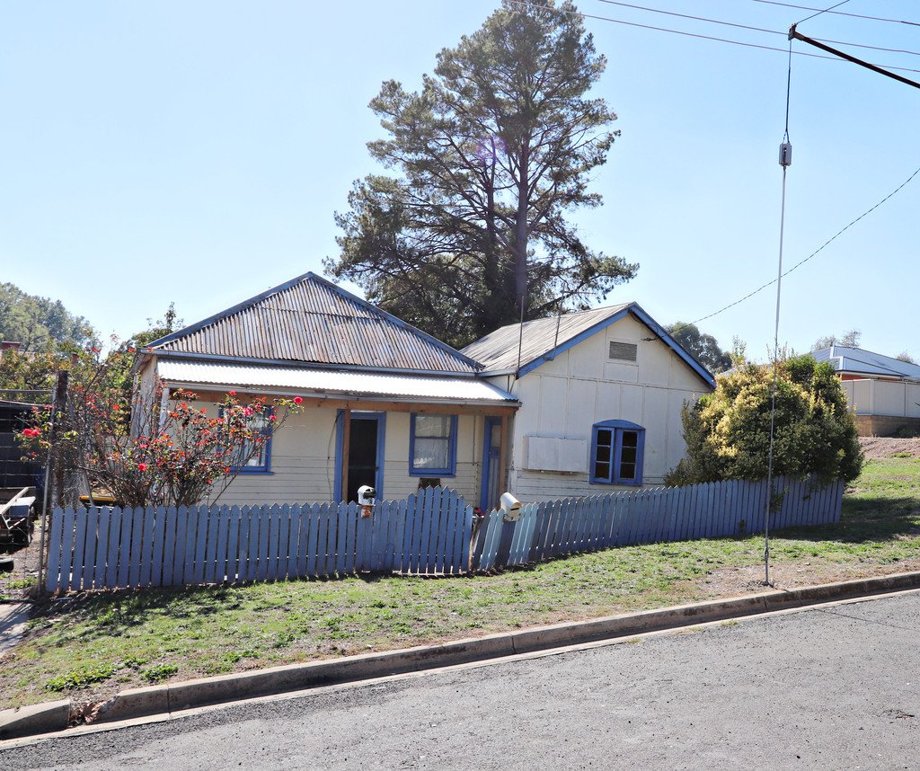 7-9 Selwyn  TUMBARUMBA 14