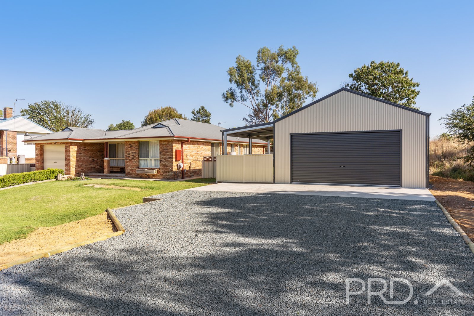 7-9 Sydney Street TUMUT 1