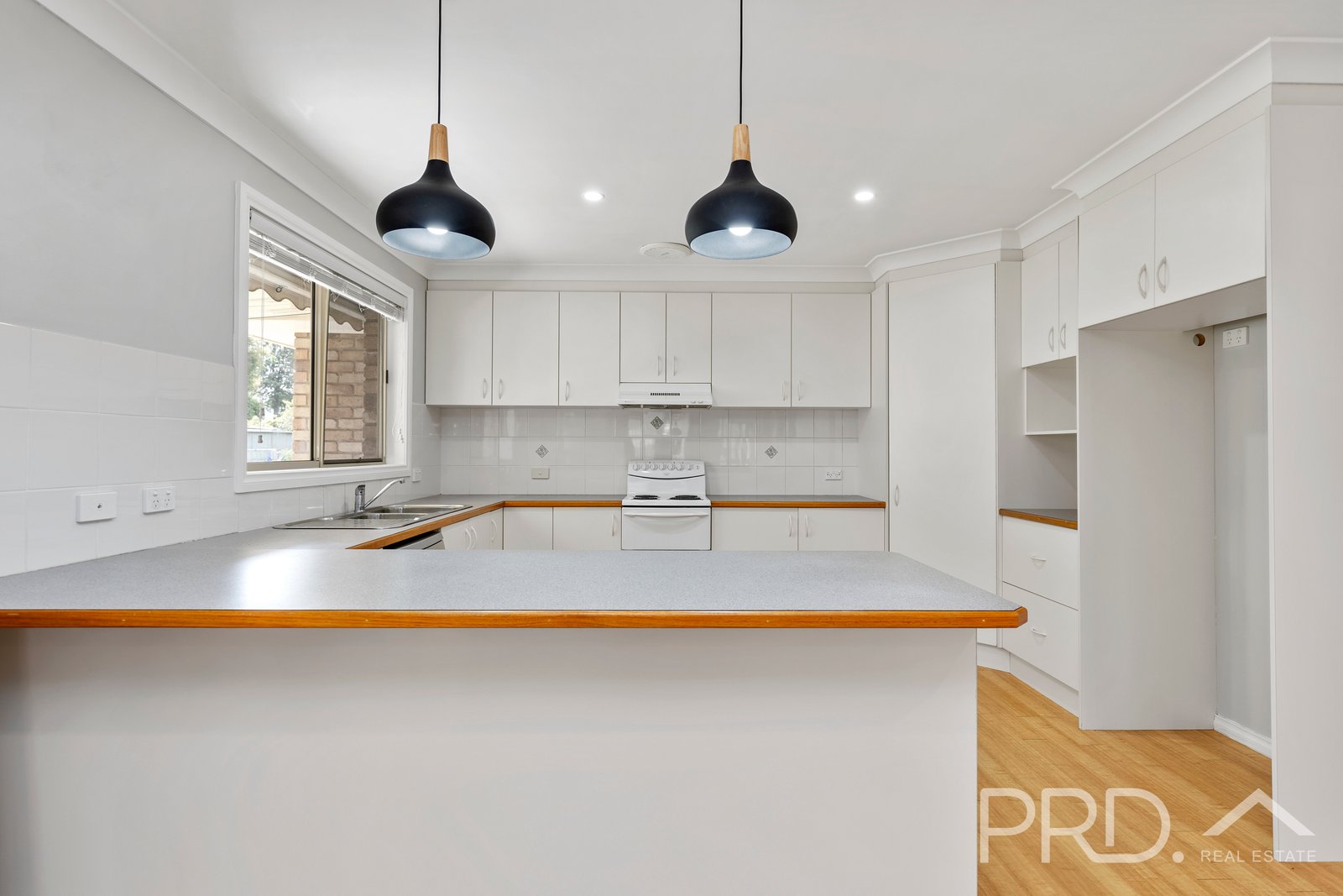 7-9 Sydney Street TUMUT 3