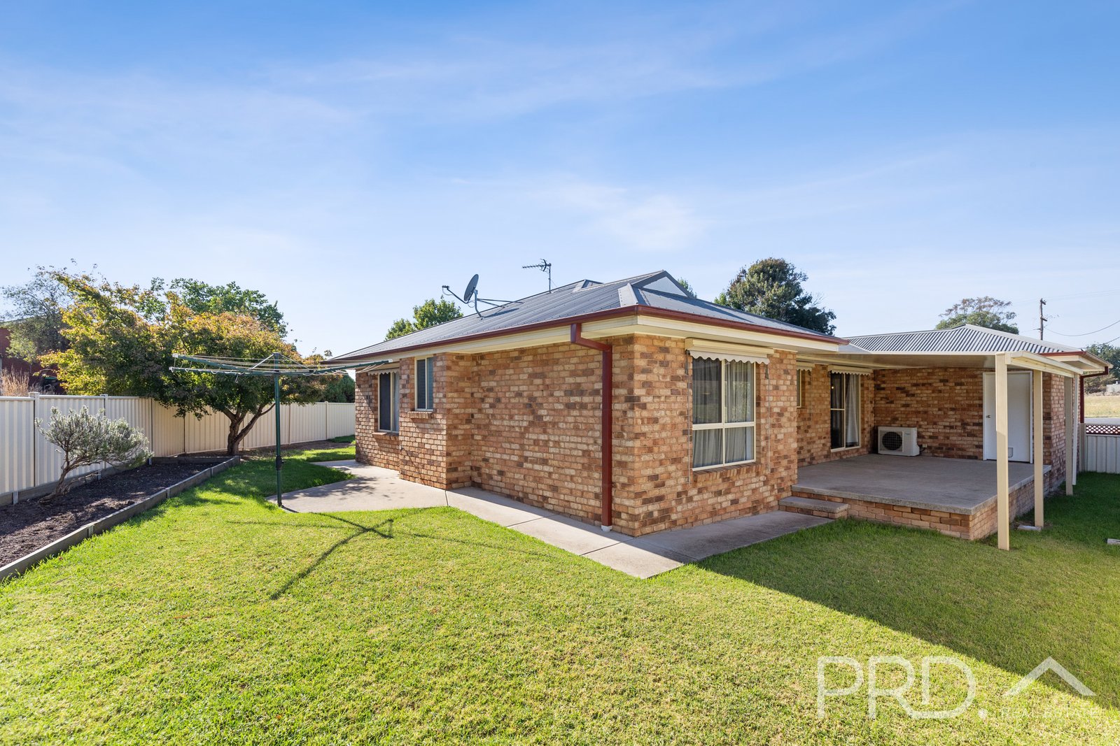 7-9 Sydney Street TUMUT 15