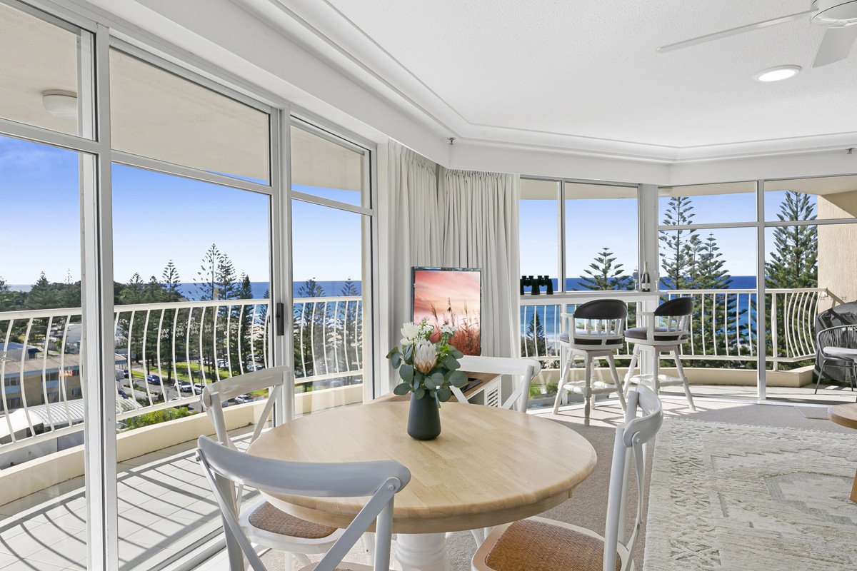 7 A/238 The Esplanade Burleigh Heads 4