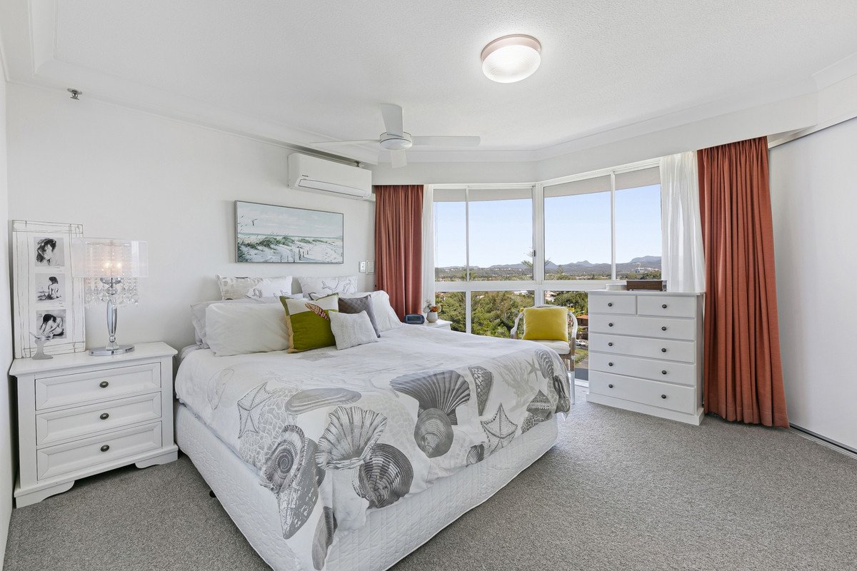 7 A/238 The Esplanade Burleigh Heads 14