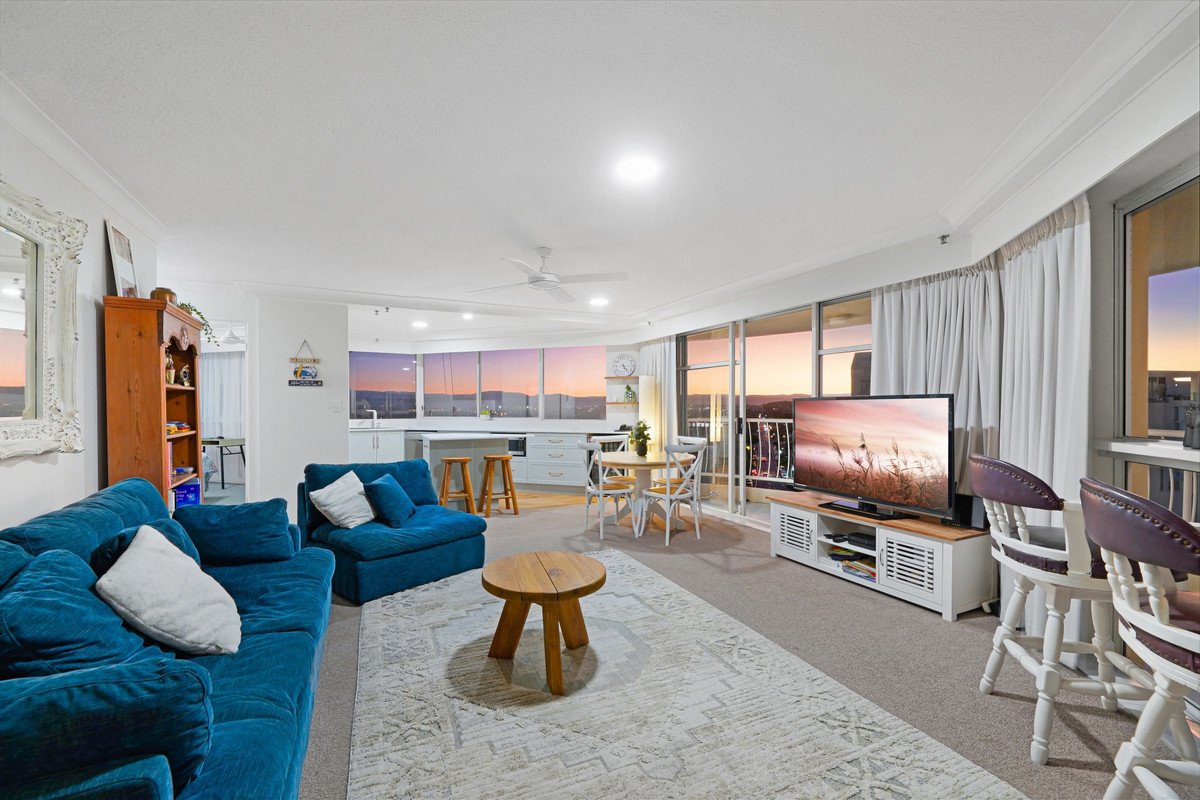 7 A/238 The Esplanade Burleigh Heads 23