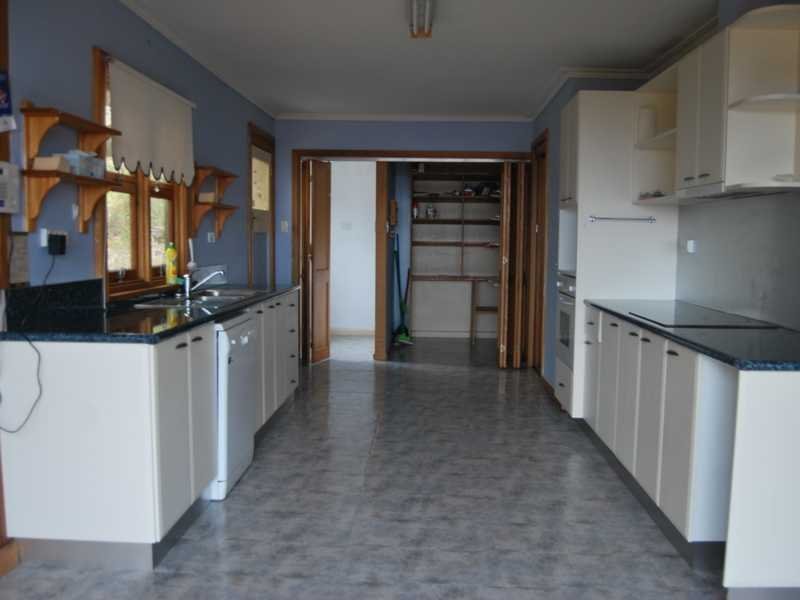 7 Acacia Court AUSTINS FERRY 2
