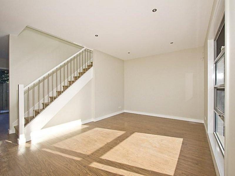 Gallery: 7 Acacia Court