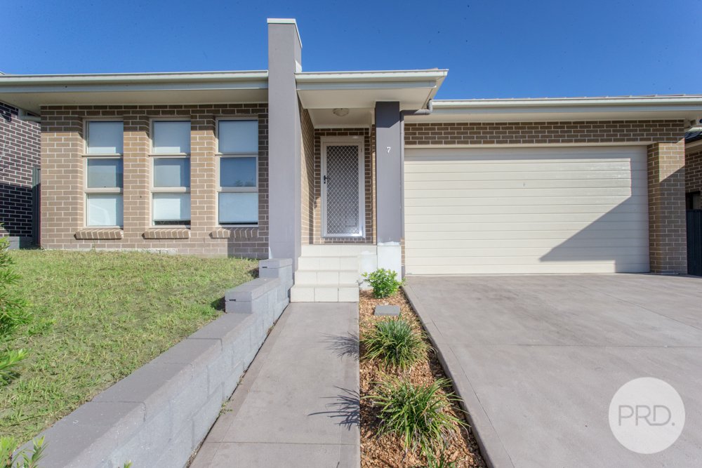 7 Admiral Avenue Jordan Springs 1