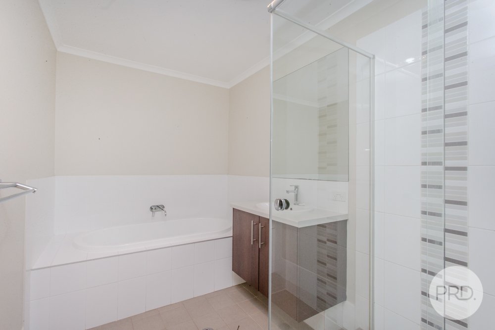 7 Admiral Avenue JORDAN SPRINGS 13