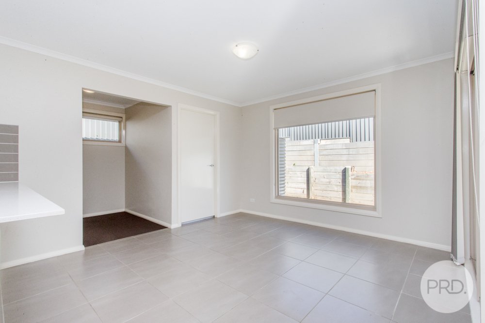 7 Admiral Avenue JORDAN SPRINGS 8