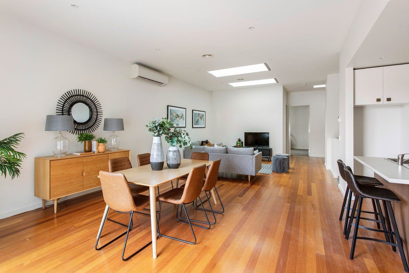 Gallery: 7 Alameda Place