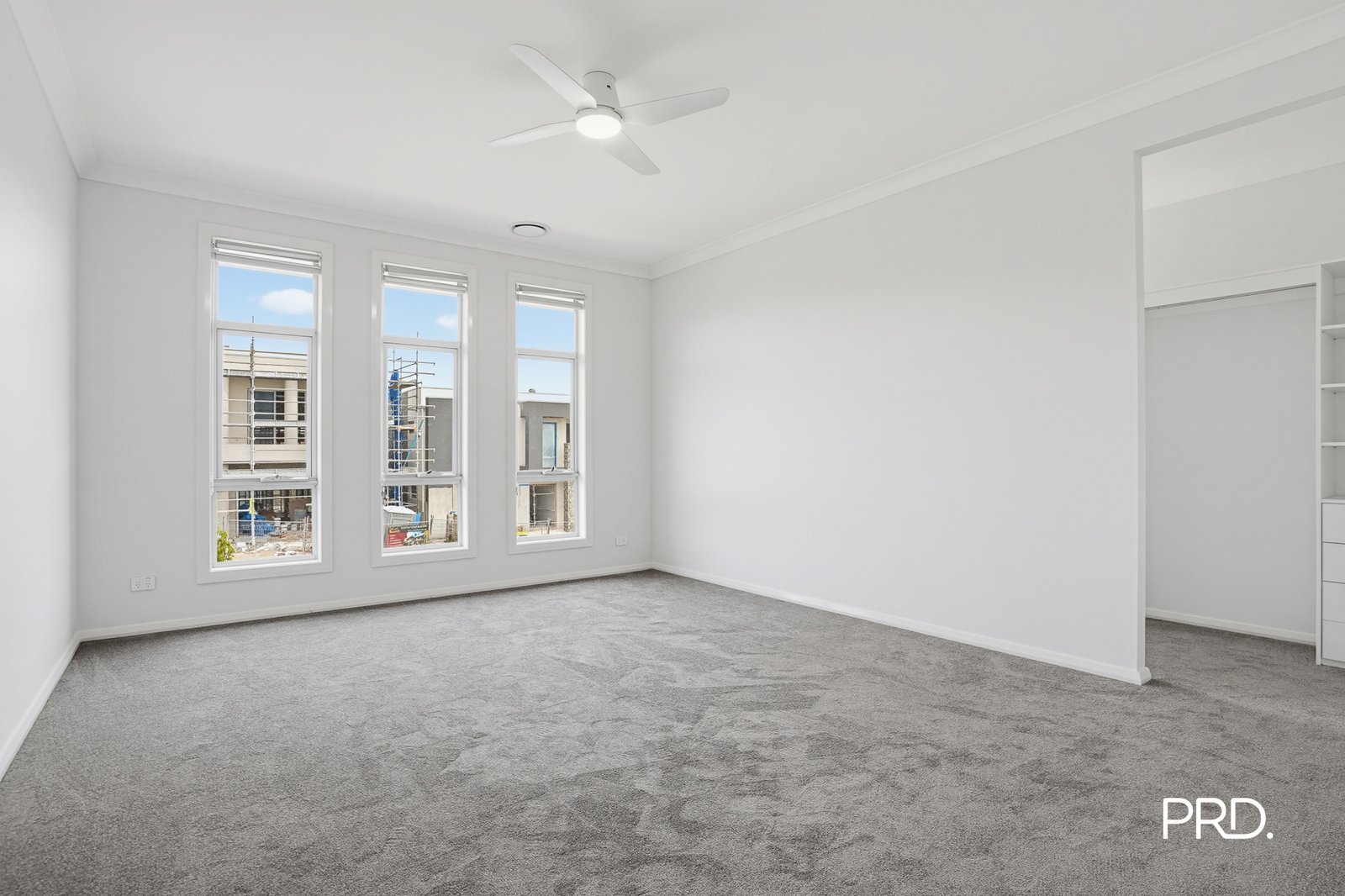 7 Albert St  Oran Park 4