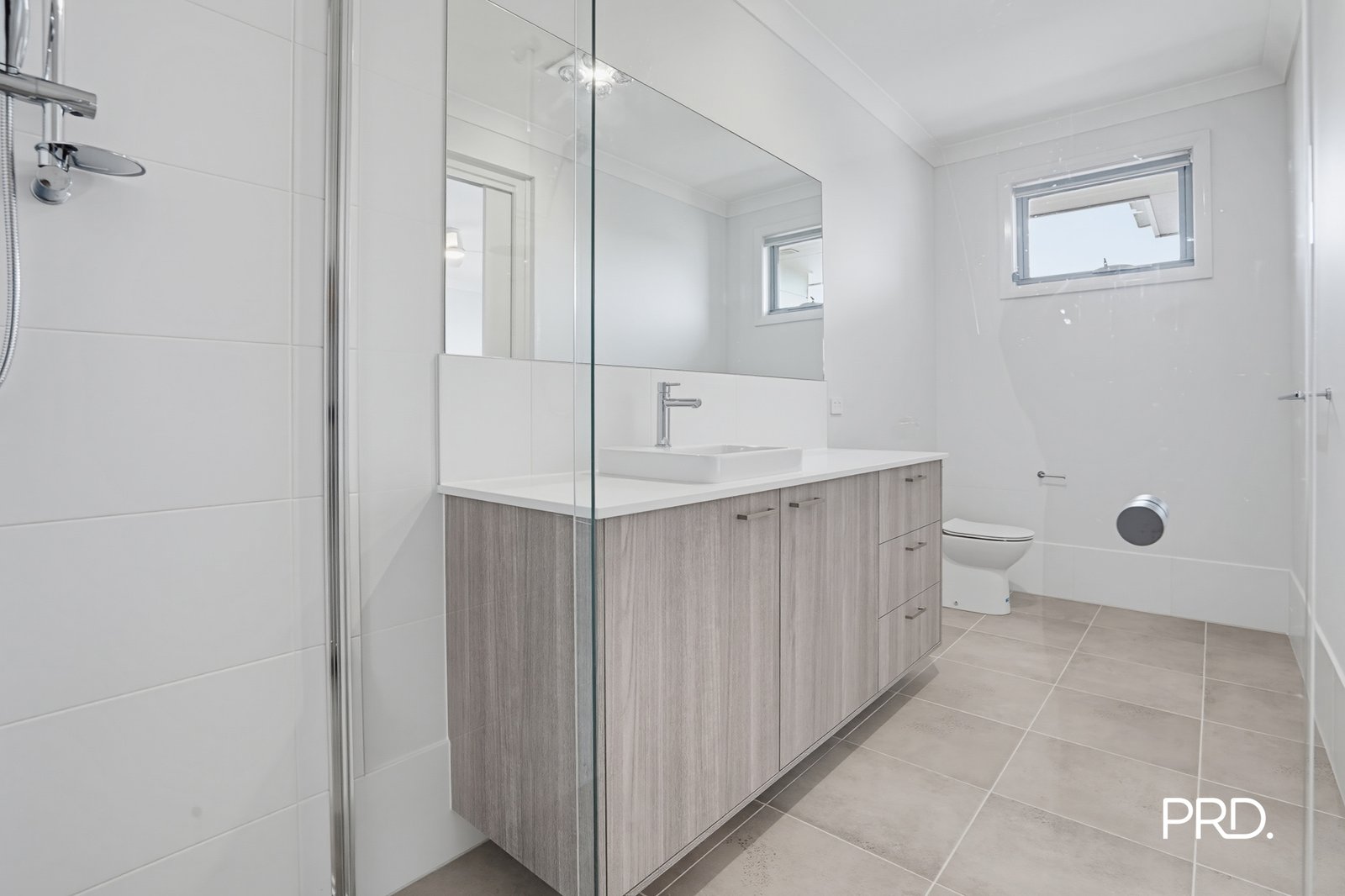 7 Albert St  Oran Park 8