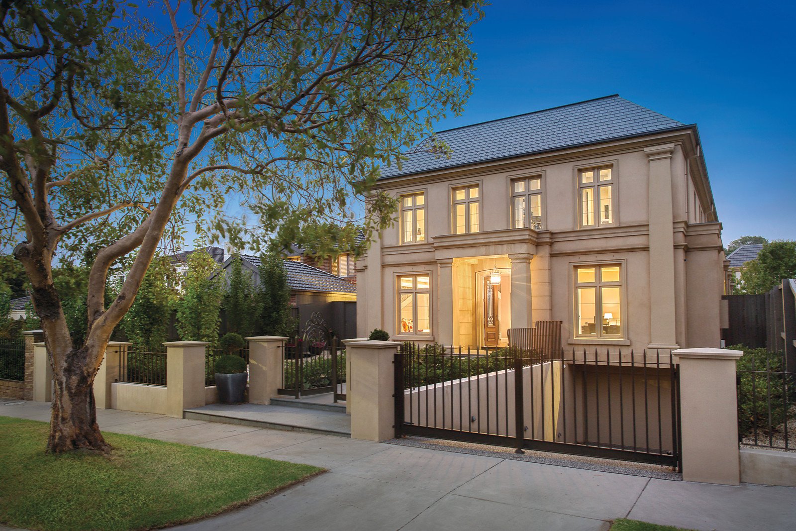 7 Alexandra Avenue, Canterbury, VIC