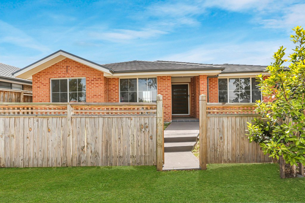 7 Alkira Circuit HORSLEY 1