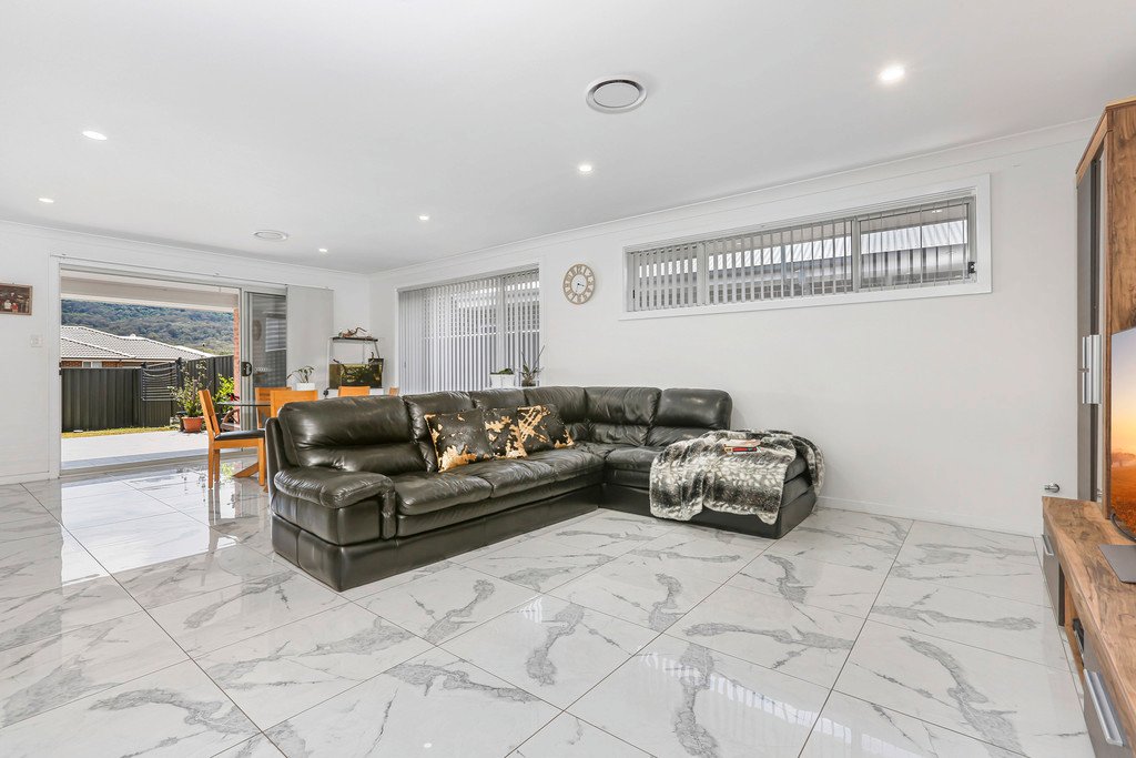 7 Alkira Circuit HORSLEY 4