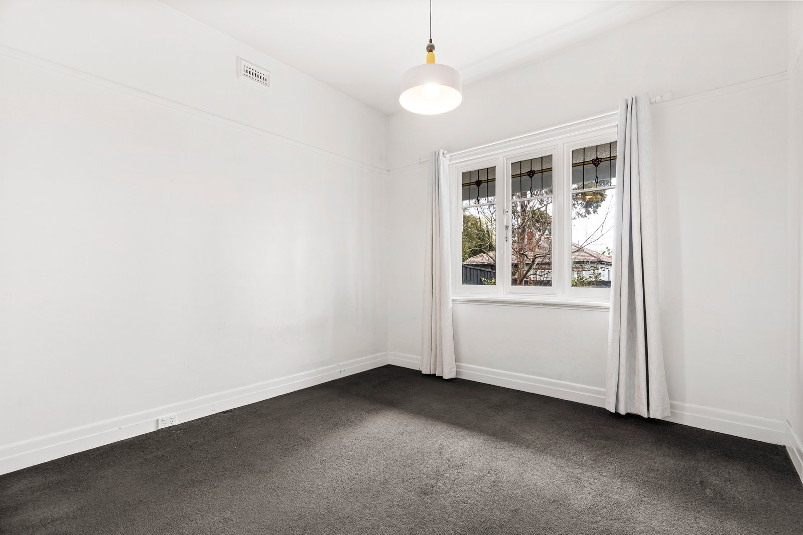 Real Estate and Property in 7 Almond Street, Caulfield South, VIC