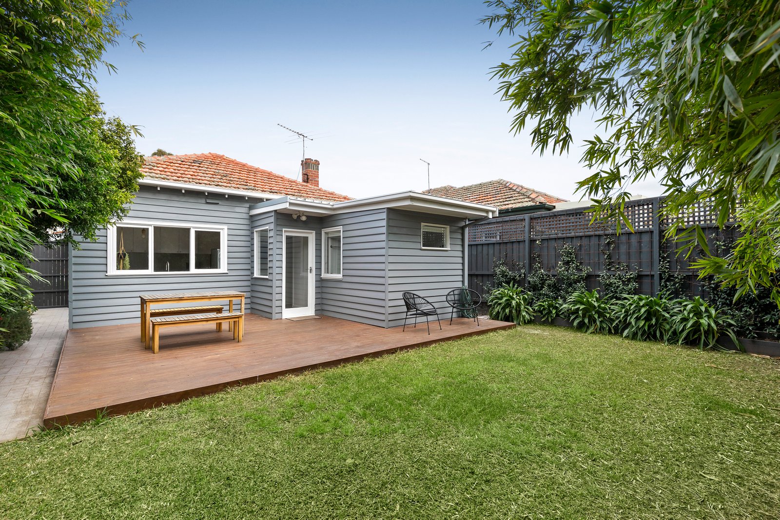 Real Estate and Property in 7 Almond Street, Caulfield South, VIC