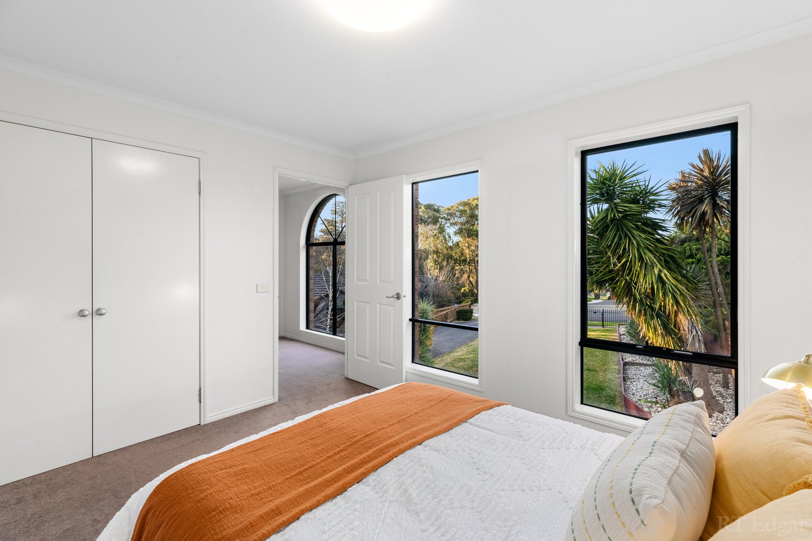 Real Estate and Property in 7 Aloha Gardens, Templestowe, VIC