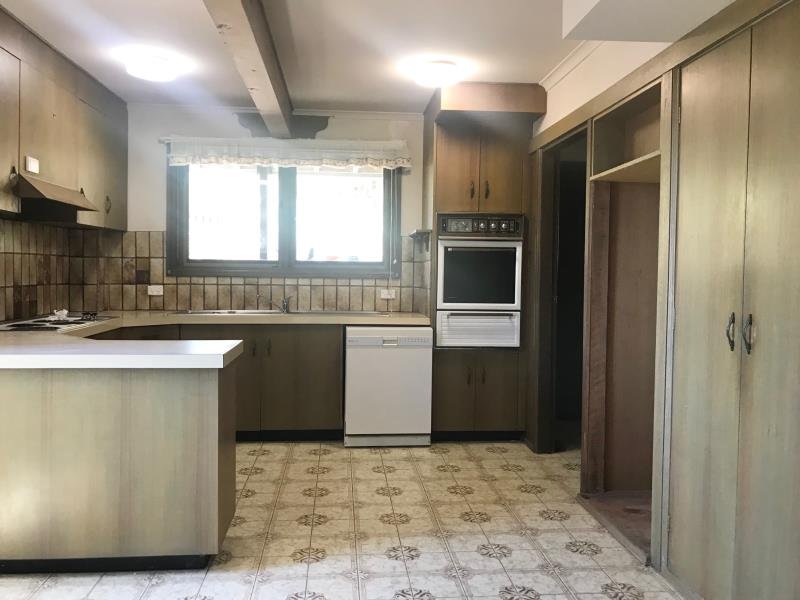 7 Alpen Place TAMWORTH 5